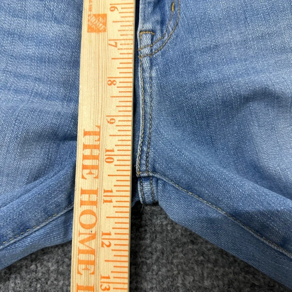 Levi's Jeans Womens Size 28 Light Wash 726 Flare Viscose Blend Ripped Distressed